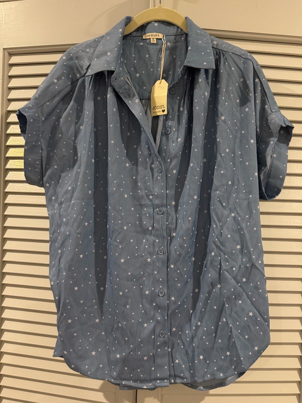 JODIFL Blue Star Print Short-Sleeve Button-Down Shirt